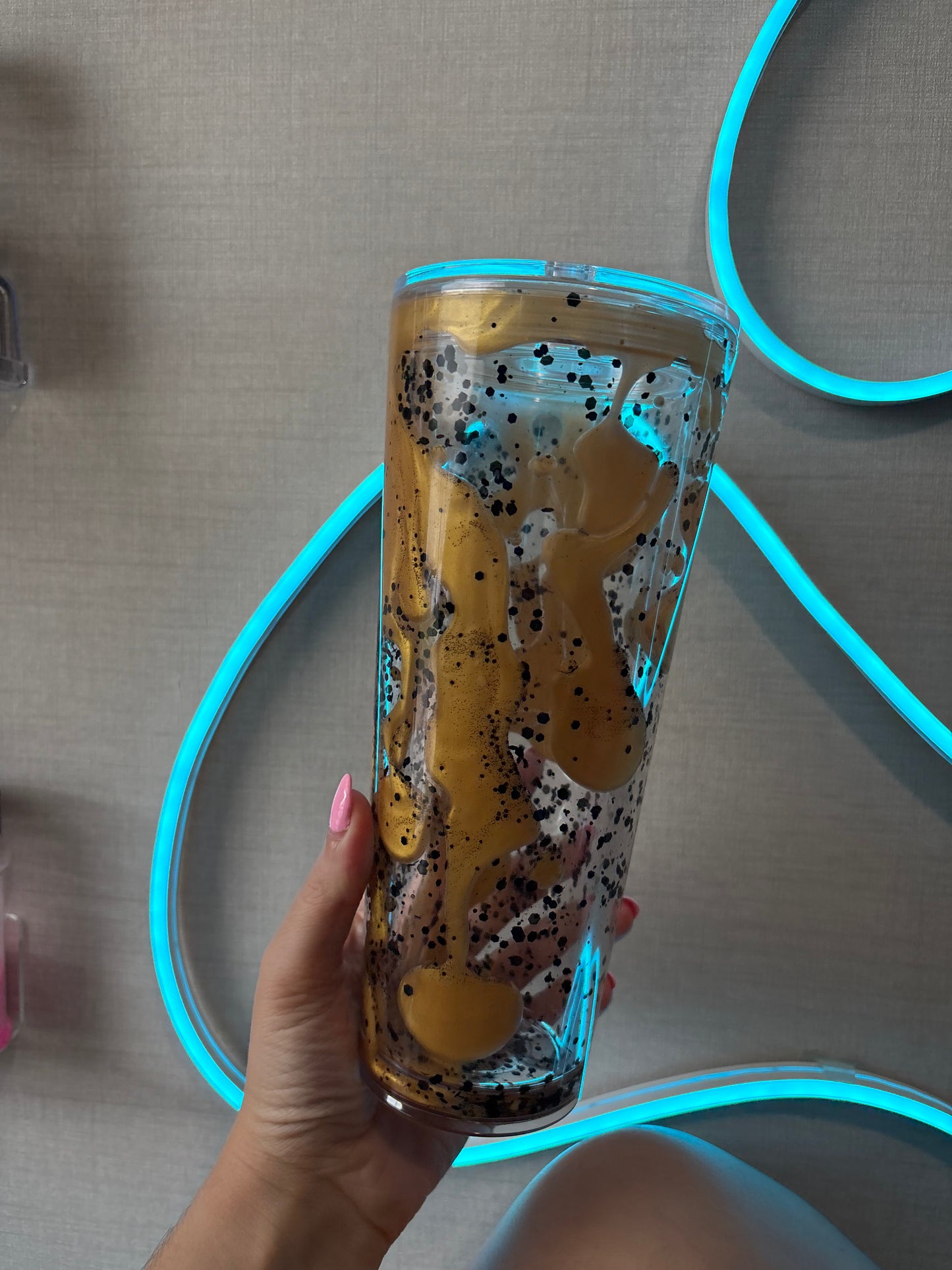 24oz Metalic Gold Lava w/ Black Glitter