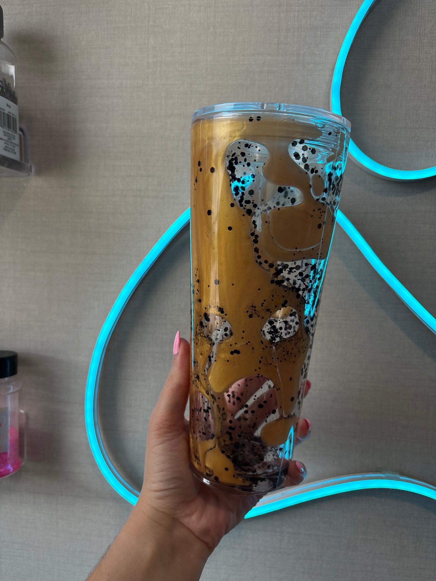 24oz Metalic Gold Lava w/ Black Glitter